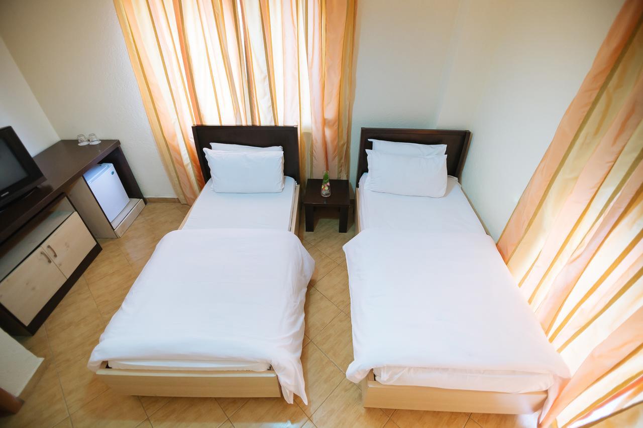 Hotel Ibiza Голем Экстерьер фото