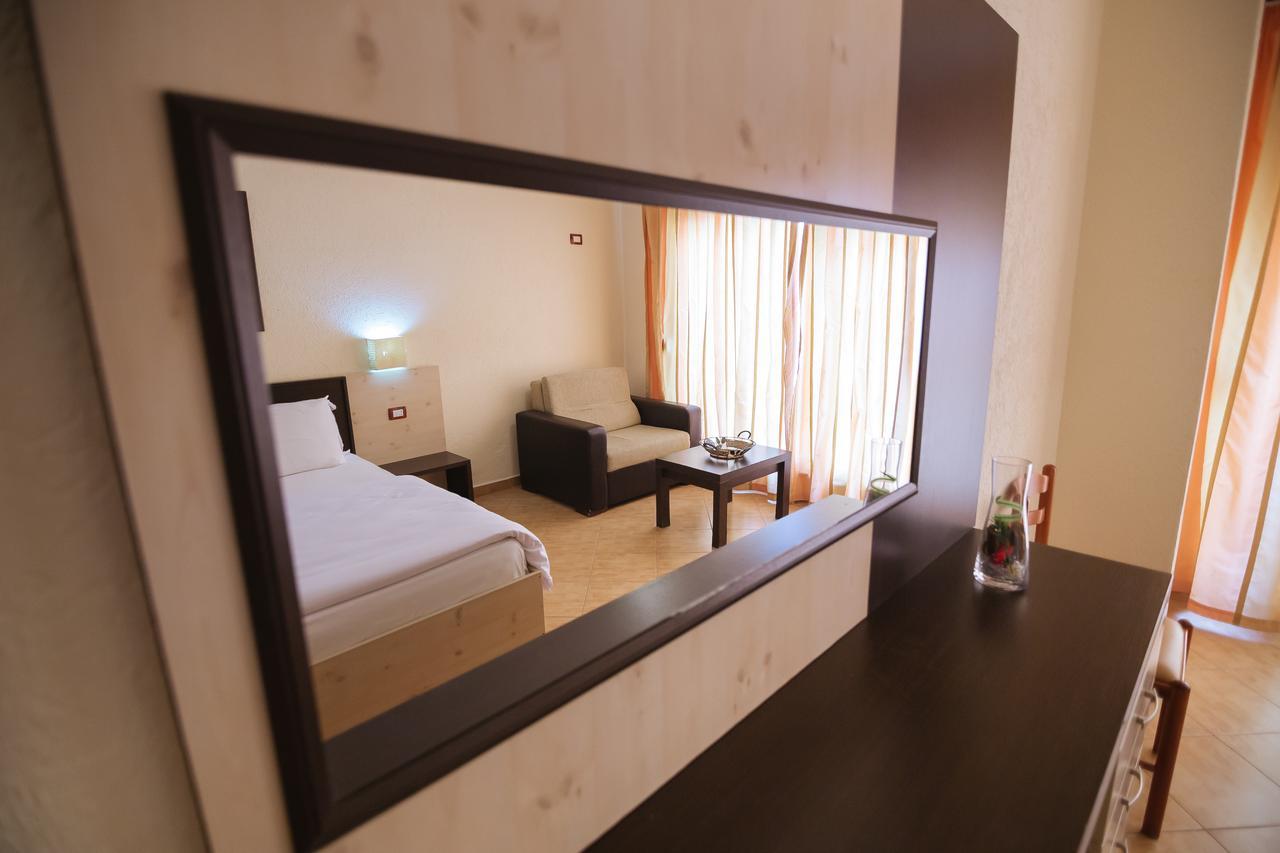 Hotel Ibiza Голем Экстерьер фото